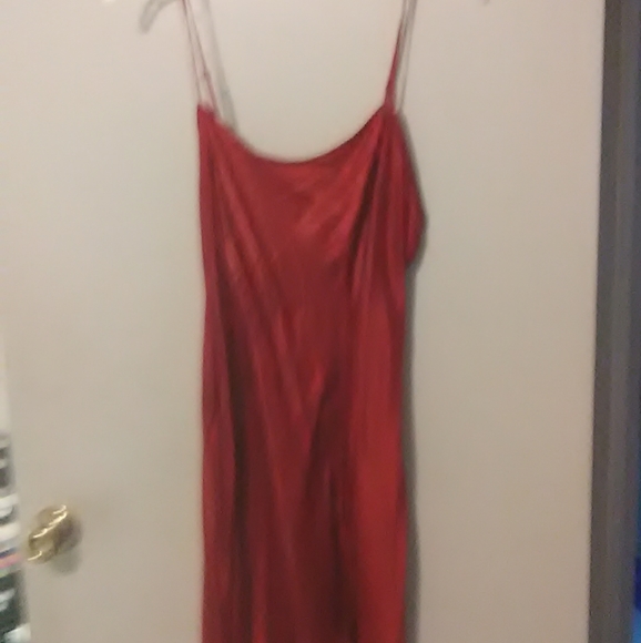 Lingerie - Picture 1 of 2